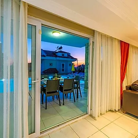 Otel Yasam Park Rena Villalari 3*