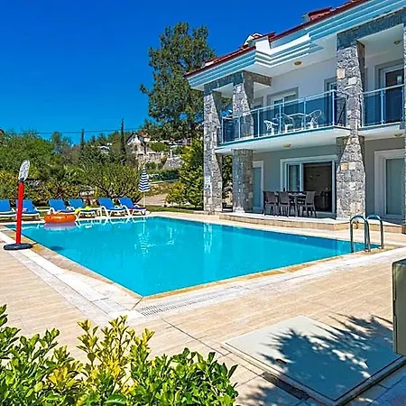 Otel Yasam Park Rena Villalari