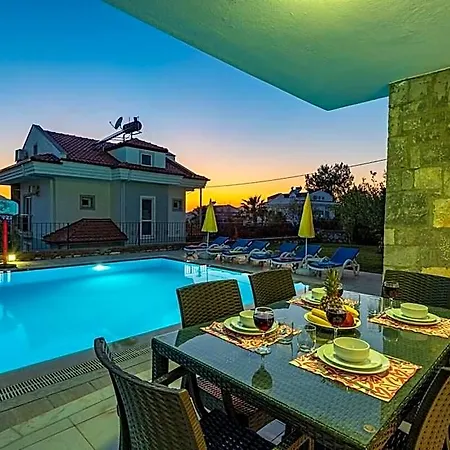 Otel Yasam Park Rena Villalari